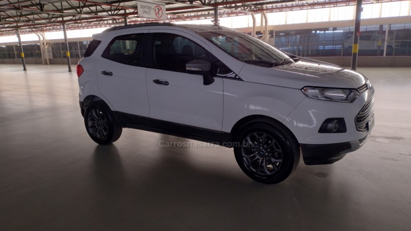 ECOSPORT 1.6 FREESTYLE 16V FLEX 4P MANUAL - 2016 - SOMBRIO