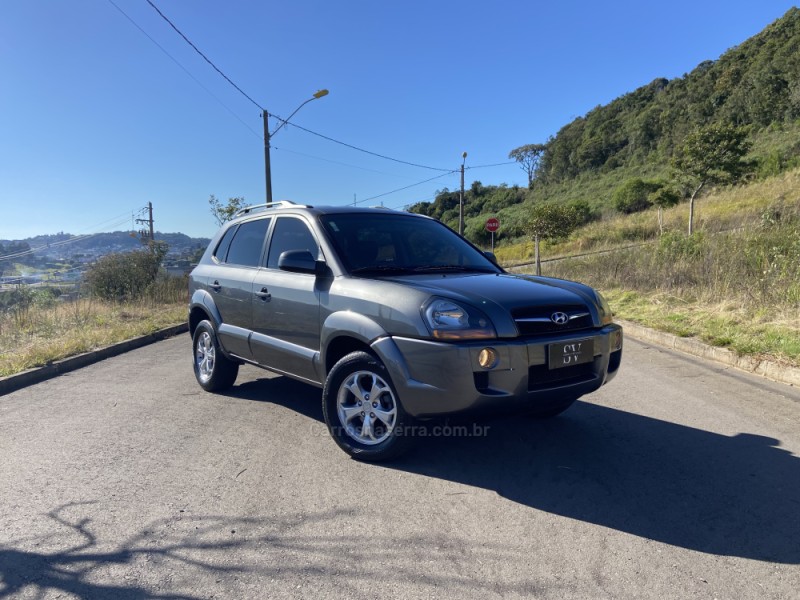 TUCSON 2.0 MPFI GLS 16V 143CV 2WD FLEX 4P AUTOMÁTICO - 2016 - CAXIAS DO SUL