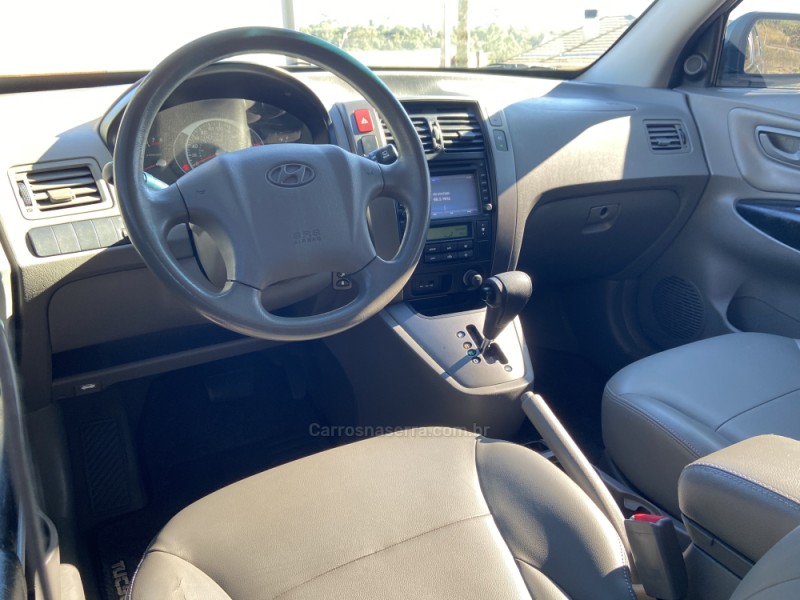 TUCSON 2.0 MPFI GLS 16V 143CV 2WD FLEX 4P AUTOMÁTICO - 2016 - CAXIAS DO SUL