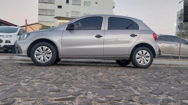 GOL 1.6 MSI TOTALFLEX COMFORTLINE 4P MANUAL - 2018 - SOMBRIO