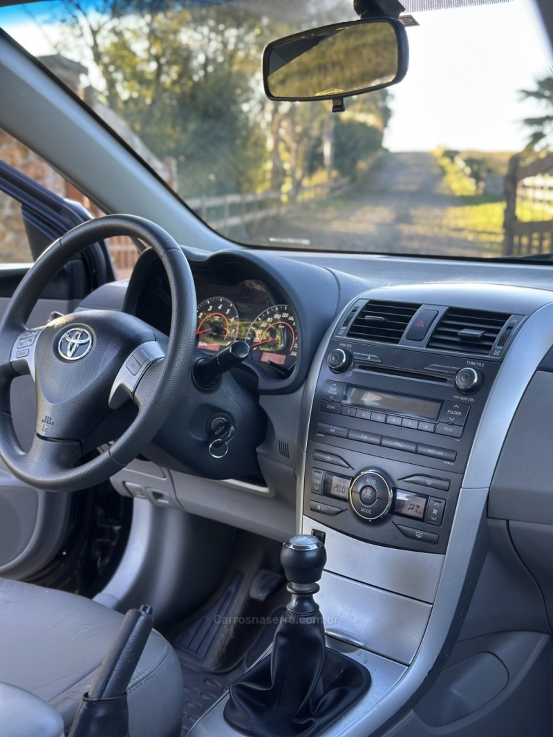 COROLLA 1.8 GLI 16V FLEX 4P MANUAL - 2012 - CAXIAS DO SUL