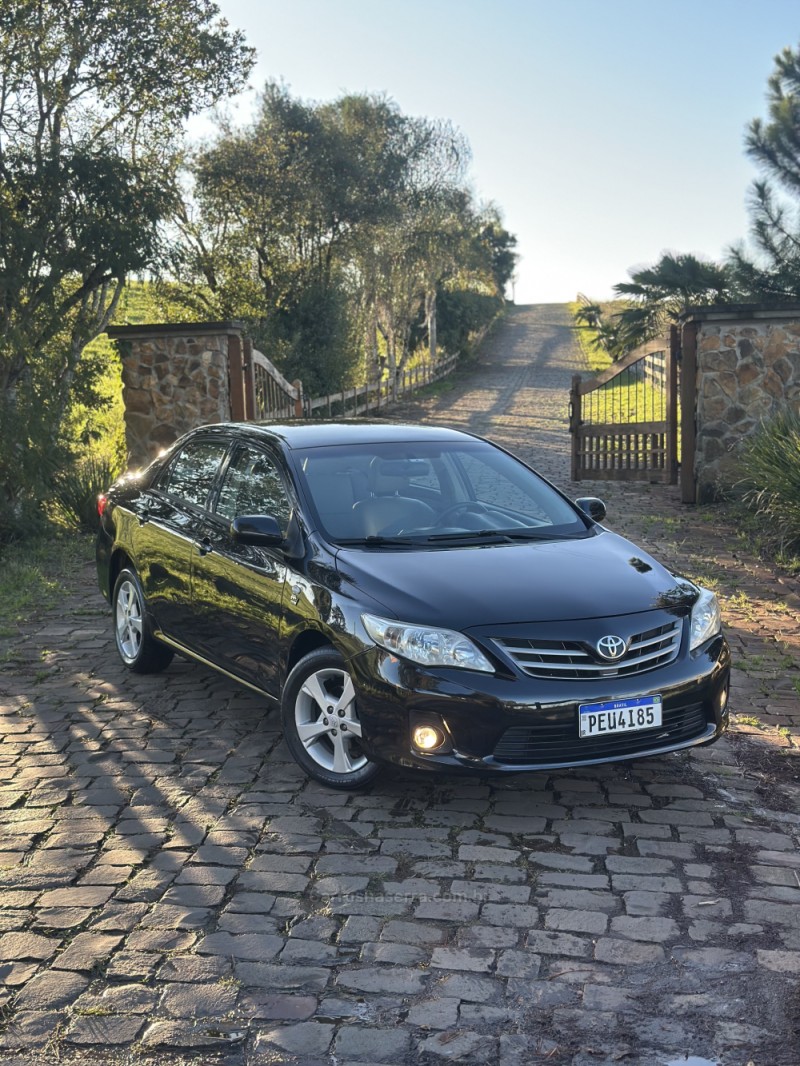 COROLLA 1.8 GLI 16V FLEX 4P MANUAL