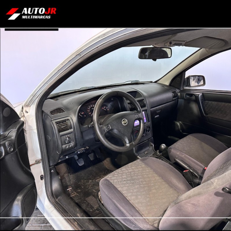 ASTRA 1.8 MPFI GL SEDAN 8V GASOLINA 4P MANUAL - 2000 - VACARIA