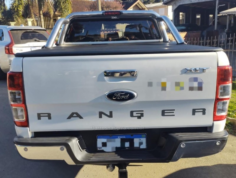 RANGER 2.5 XLT 4X2 CD 16V FLEX 4P MANUAL - 2013 - GRAMADO