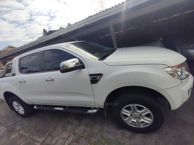 RANGER 2.5 XLT 4X2 CD 16V FLEX 4P MANUAL - 2013 - GRAMADO