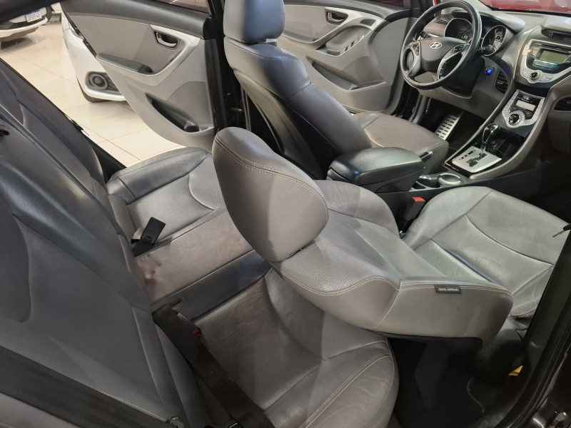ELANTRA 1.8 GLS 16V GASOLINA 4P AUTOMÁTICO - 2013 - FARROUPILHA