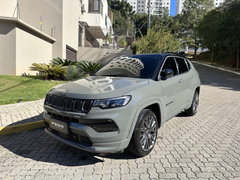 COMPASS 1.3 SERIE S T270 16V TURBO FLEX 4P AUTOMÁTICO
