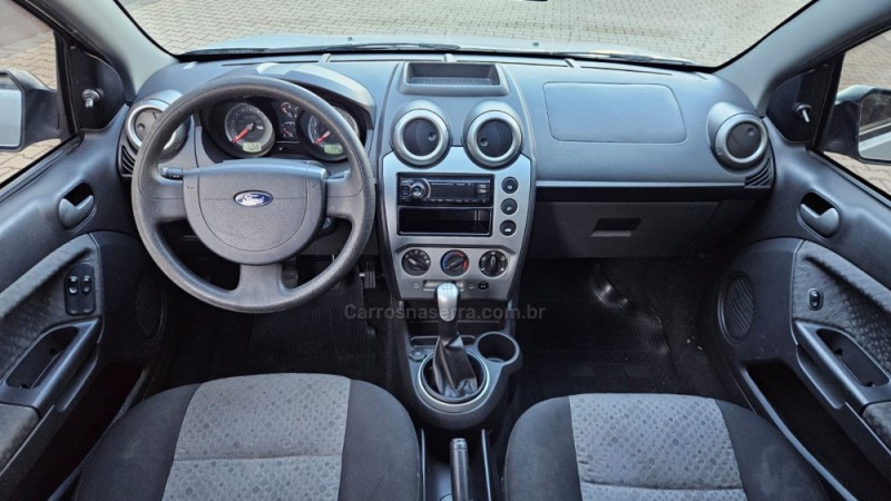 FIESTA 1.6 MPI 8V GASOLINA 4P MANUAL - 2013 - IVOTI