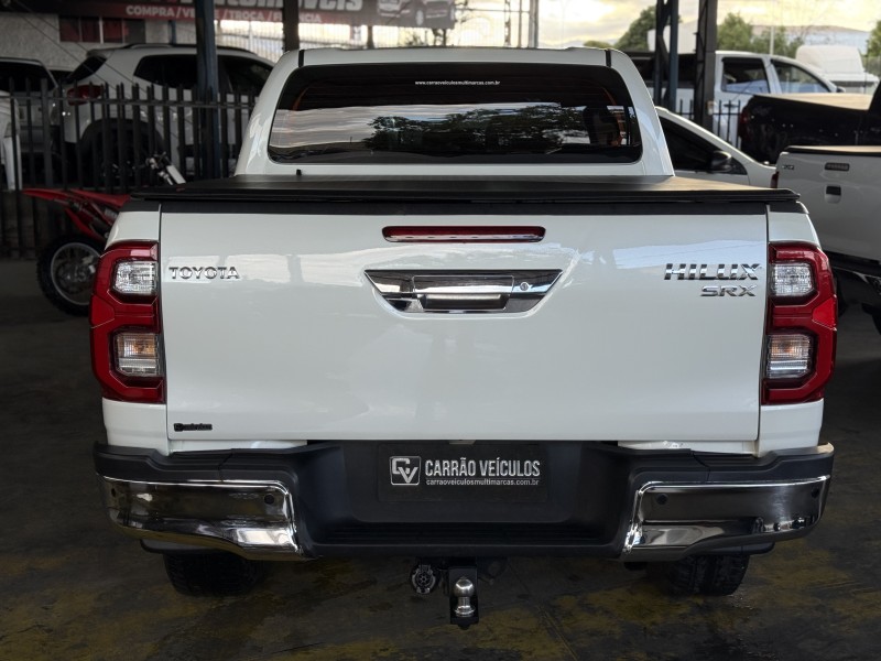 HILUX 2.8 SRX PLUS 4X4 CD TURBO DIESEL 4P AUTOMÁTICO - 2021 - PAROBé