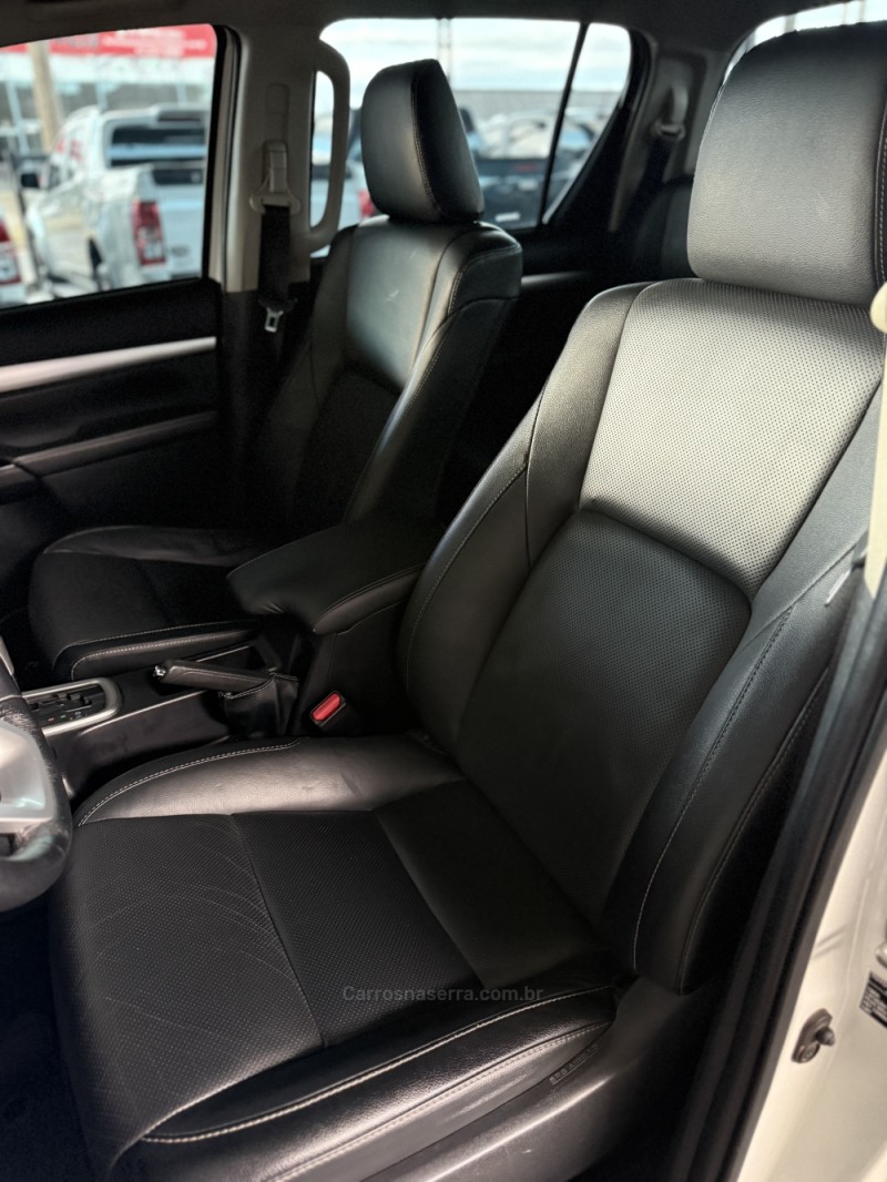 HILUX 2.8 SRX PLUS 4X4 CD TURBO DIESEL 4P AUTOMÁTICO - 2021 - PAROBé