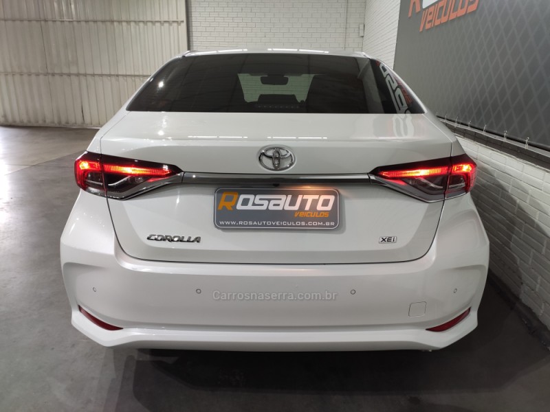 COROLLA 2.0 XEI 16V FLEX 4P AUTOMÁTICO - 2023 - VENâNCIO AIRES