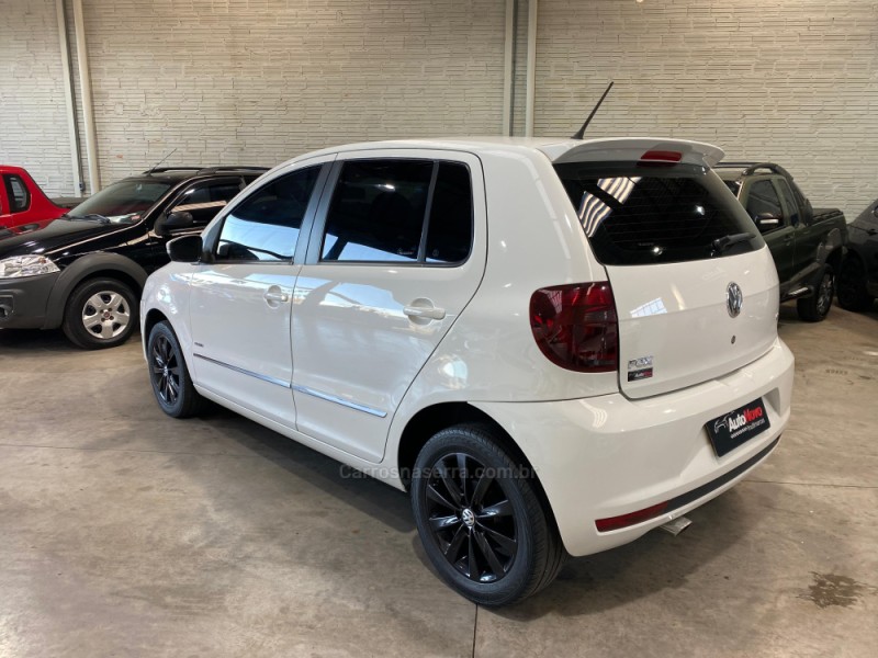 FOX 1.6 MI PRIME 8V FLEX 4P MANUAL - 2011 - VACARIA