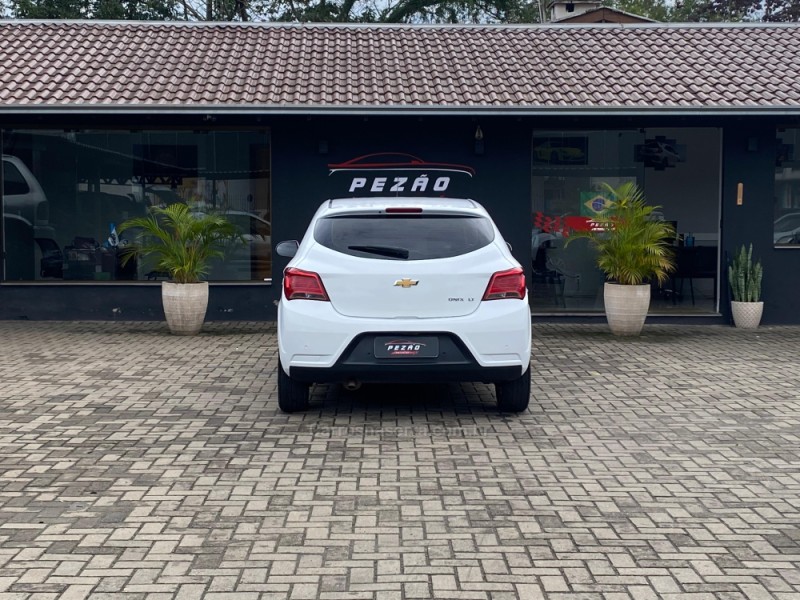 ONIX 1.4 MPFI LT 8V FLEX 4P AUTOMÁTICO - 2018 - PAROBé