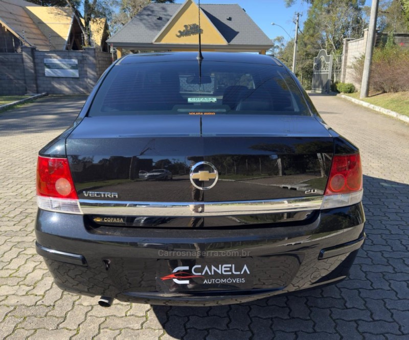 VECTRA 2.0 MPFI ELEGANCE 8V 140CV FLEX 4P MANUAL - 2009 - CANELA