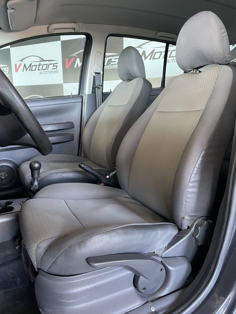 FOX 1.0 MI 8V FLEX 4P MANUAL - 2007 - PAROBé