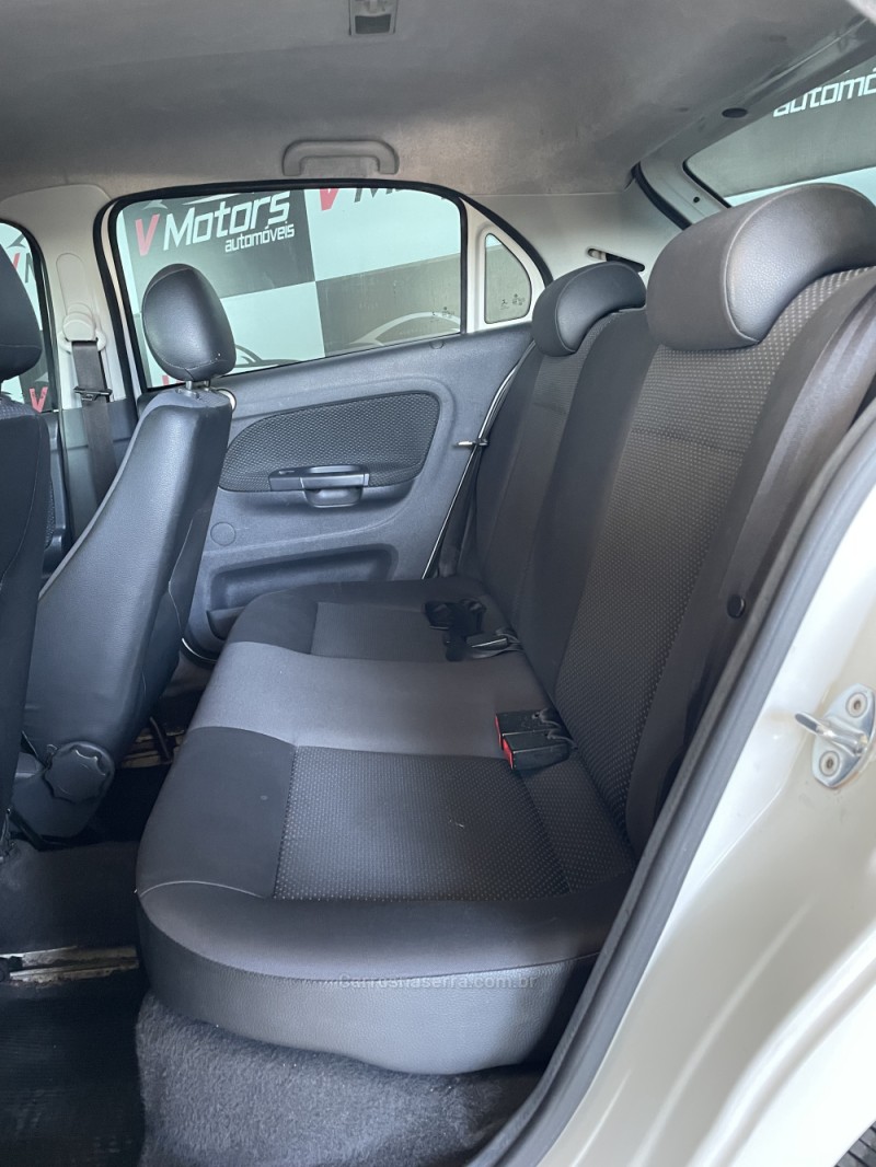 GOL 1.0 MI CITY 8V FLEX 4P MANUAL - 2015 - PAROBé