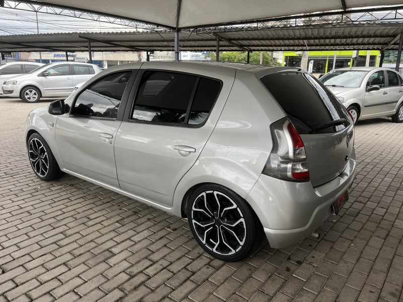 SANDERO 1.0 EXPRESSION 16V FLEX 4P MANUAL - 2014 - CAXIAS DO SUL