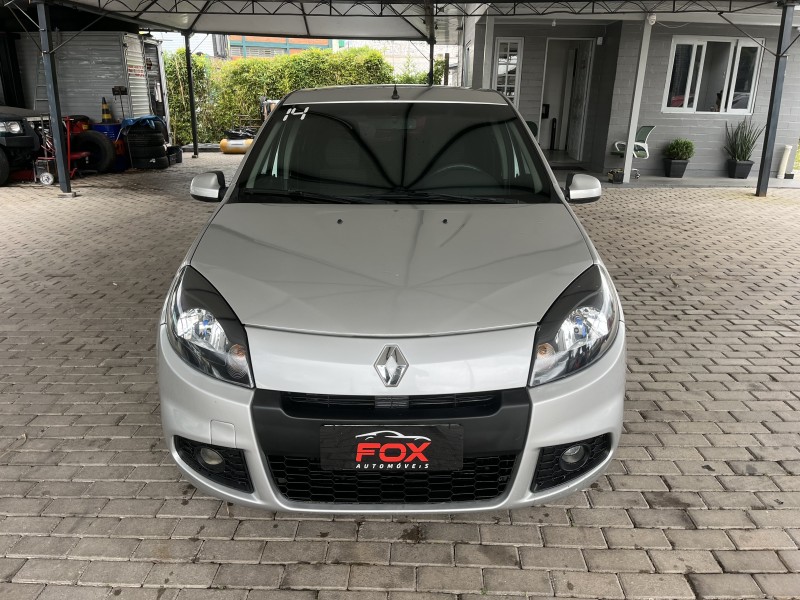 SANDERO 1.0 EXPRESSION 16V FLEX 4P MANUAL - 2014 - CAXIAS DO SUL