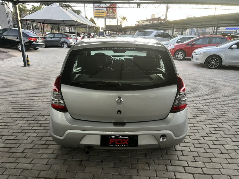 SANDERO 1.0 EXPRESSION 16V FLEX 4P MANUAL - 2014 - CAXIAS DO SUL