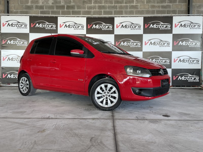 FOX 1.0 ITREND 8V FLEX 4P MANUAL - 2013 - PAROBé