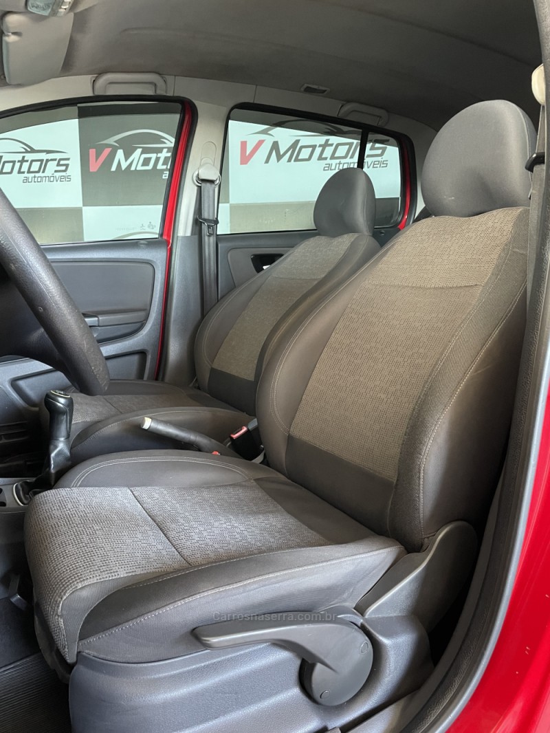 FOX 1.0 ITREND 8V FLEX 4P MANUAL - 2013 - PAROBé