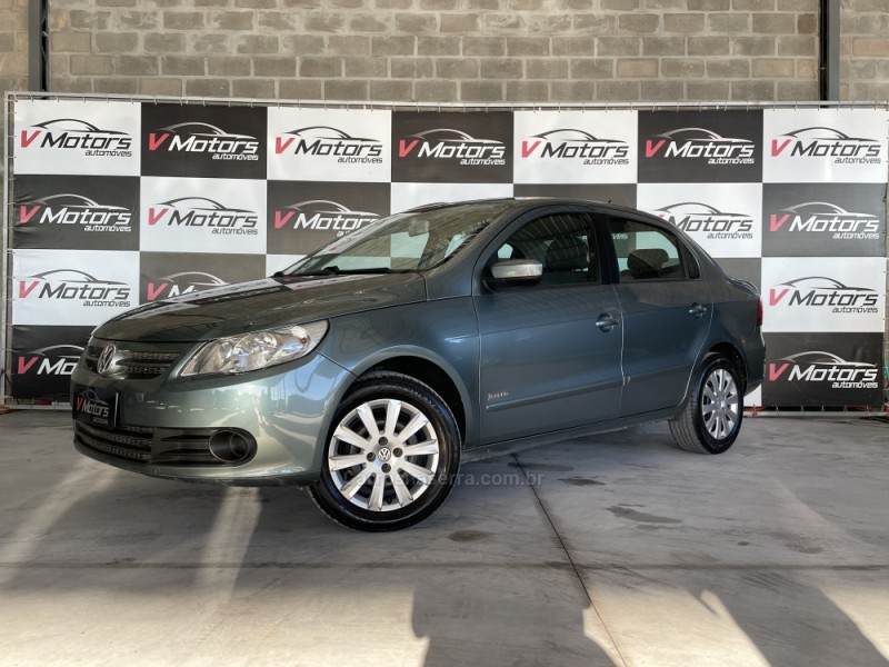 VOYAGE 1.0 MI TRENDLINE 8V FLEX 4P MANUAL - 2012 - PAROBé