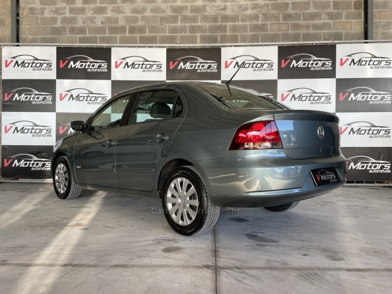 VOYAGE 1.0 MI TRENDLINE 8V FLEX 4P MANUAL - 2012 - PAROBé