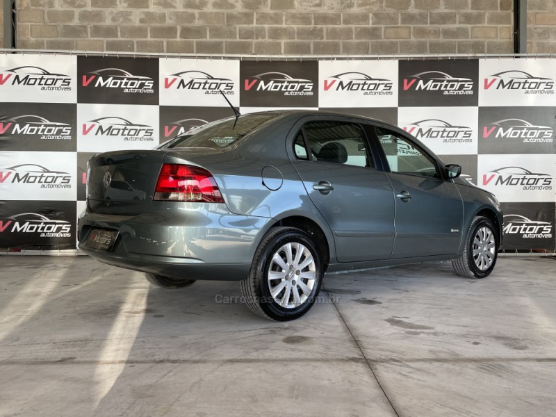 VOYAGE 1.0 MI TRENDLINE 8V FLEX 4P MANUAL - 2012 - PAROBé