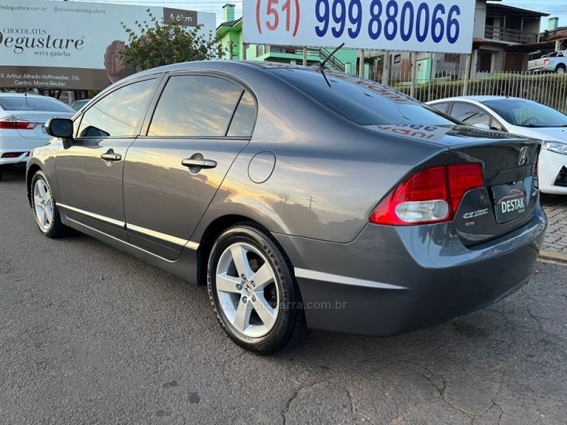 CIVIC 1.8 LX 16V GASOLINA 4P AUTOMÁTICO - 2007 - DOIS IRMãOS