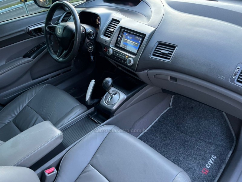 CIVIC 1.8 LX 16V GASOLINA 4P AUTOMÁTICO - 2007 - DOIS IRMãOS