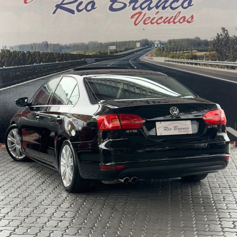 JETTA 2.0 TSI DSG HIGHLINE 200CV GASOLINA 4P AUTOMÁTICO - 2011 - CAXIAS DO SUL