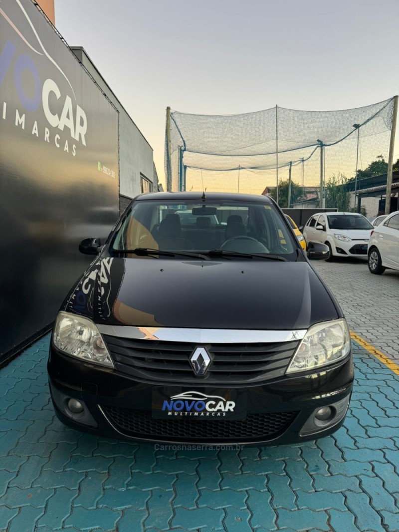 LOGAN 1.6 EXPRESSION 8V HI-FLEX 4P MANUAL - 2013 - ESTâNCIA VELHA