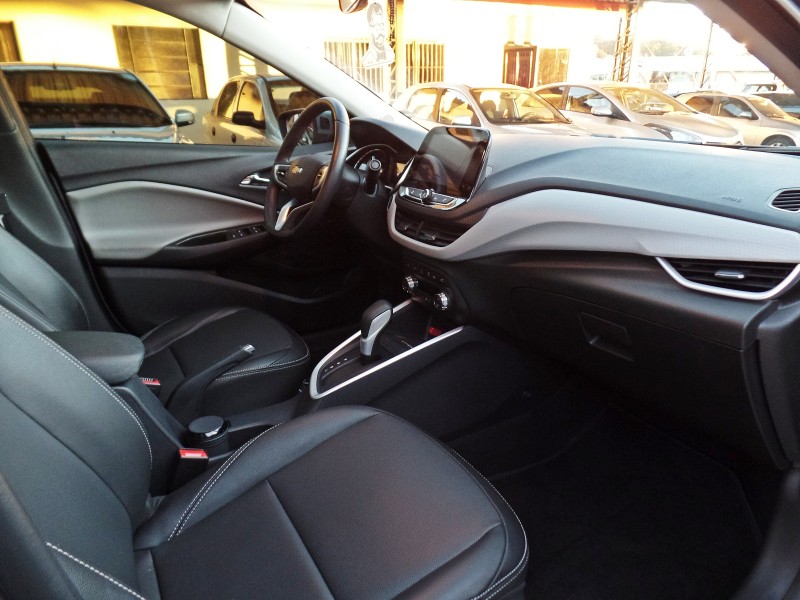 ONIX 1.0	PREMIER II PLUS 12V TURBO FLEX 4P AUTOMÁTICO - 2024 - CAXIAS DO SUL
