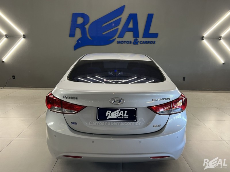 ELANTRA 1.8 GLS 16V GASOLINA 4P AUTOMÁTICO - 2012 - SAPIRANGA