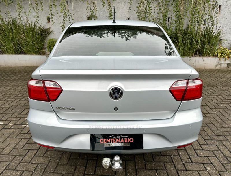 VOYAGE 1.6 MSI TOTALFLEX 8V 4P MANUAL - 2021 - SAPIRANGA
