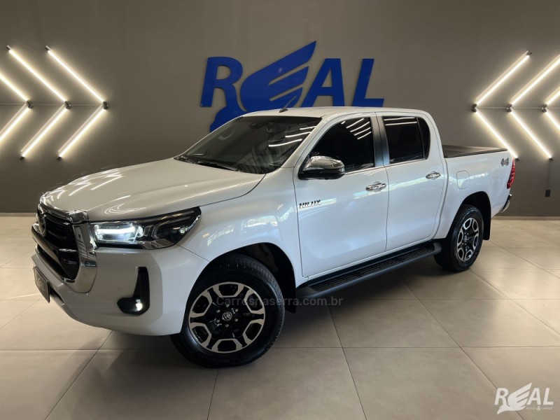 HILUX 2.8 SRX PLUS 4X4 CD TURBO DIESEL 4P AUTOMÁTICO - 2023 - SAPIRANGA