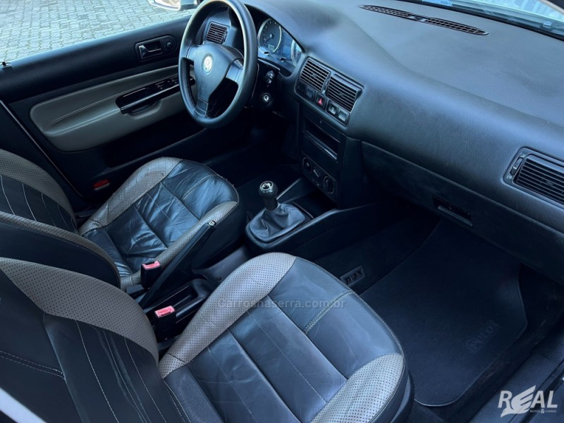 GOLF 1.6 MI SPORTLINE 8V FLEX 4P MANUAL - 2008 - SAPIRANGA