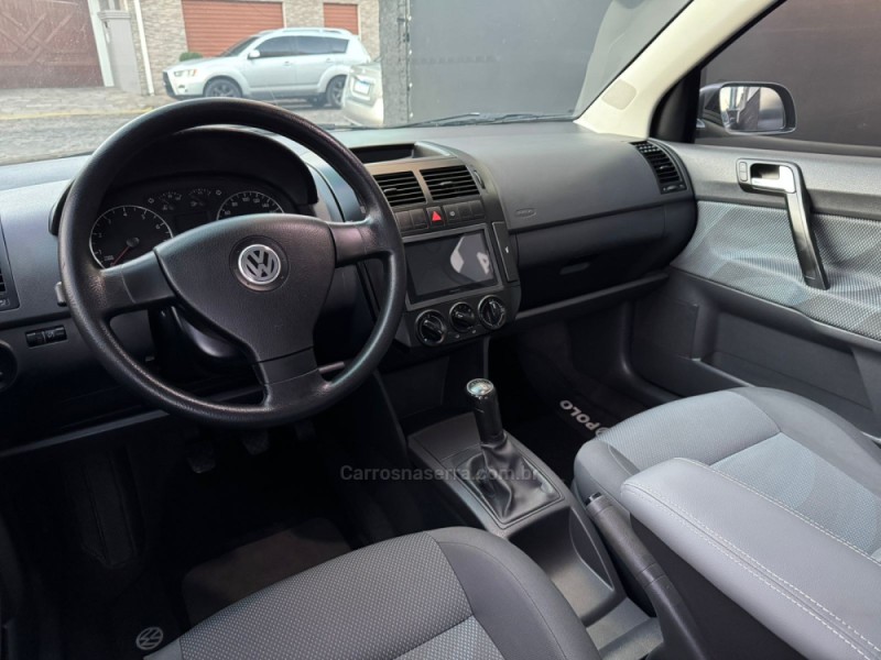 POLO 1.6 MI SPORTLINE 8V FLEX 4P MANUAL - 2009 - ESTâNCIA VELHA