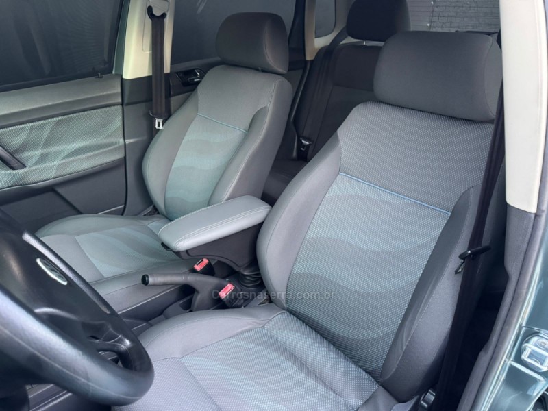 POLO 1.6 MI SPORTLINE 8V FLEX 4P MANUAL - 2009 - ESTâNCIA VELHA