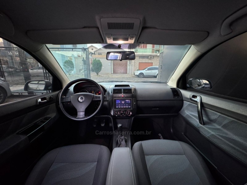 POLO 1.6 MI SPORTLINE 8V FLEX 4P MANUAL - 2009 - ESTâNCIA VELHA