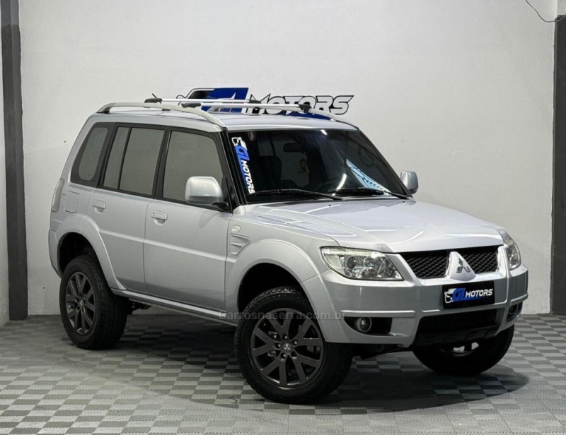 pajero tr4 2.0 4x4 16v 131cv gasolina 4p manual 2010 novo hamburgo