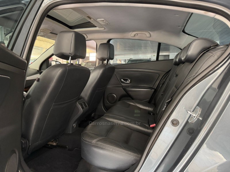 FLUENCE 2.0 DYNAMIQUE 16V FLEX 4P AUTOMÁTICO - 2011 - NOVO HAMBURGO