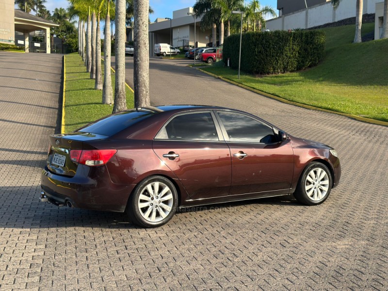 CERATO 1.6 EX3 SEDAN 16V GASOLINA 4P AUTOMÁTICO - 2011 - NOVO HAMBURGO