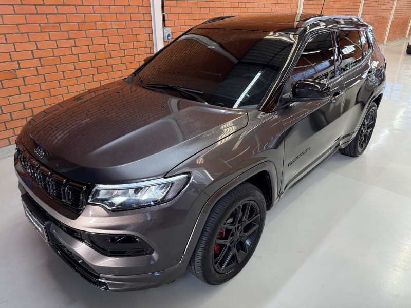 COMPASS 2.0 BLACKHAWK 4 TURBO GASOLINA 4P AUTOMÁTICO - 2025 - BENTO GONçALVES