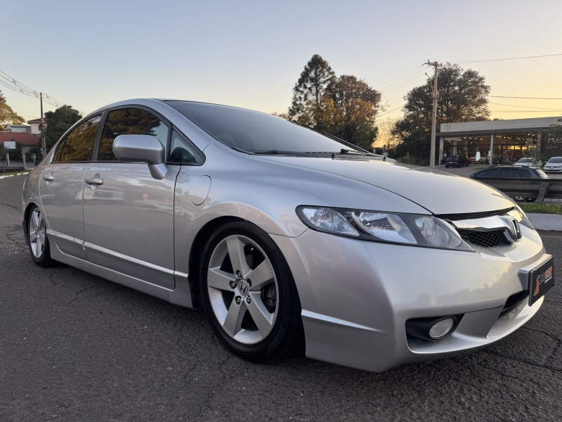 CIVIC 1.8 LXS 16V FLEX 4P AUTOMÁTICO - 2009 - DOIS IRMãOS