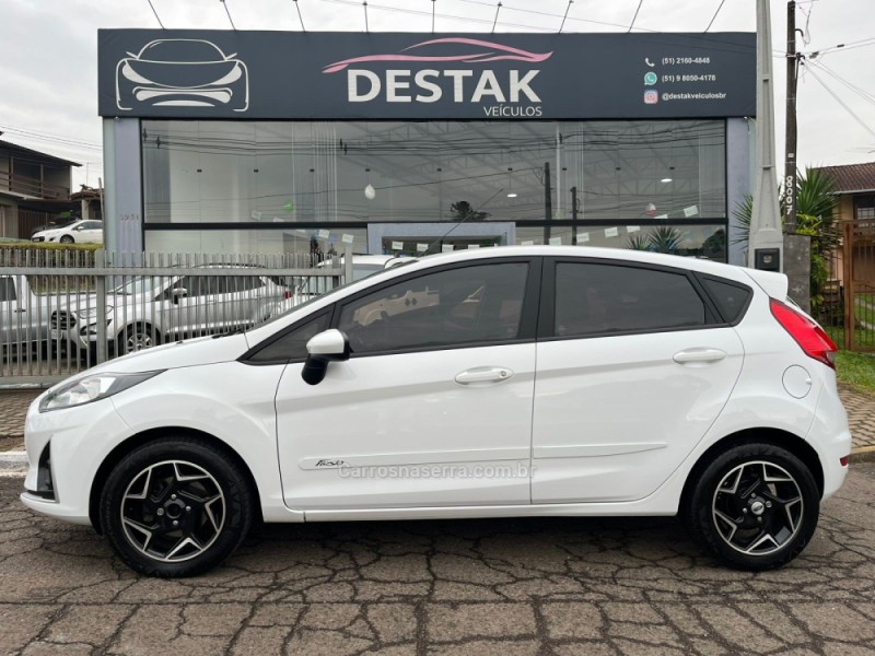 FIESTA 1.6 SE HATCH 16V FLEX 4P MANUAL