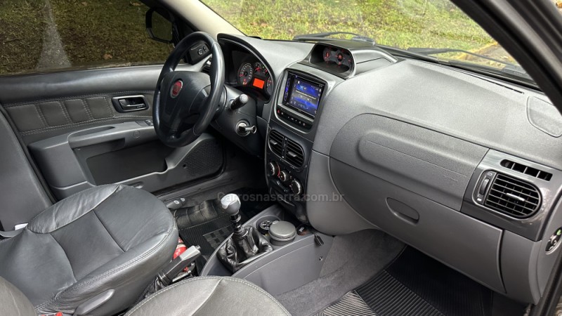 PALIO 1.8 MPI ADVENTURE LOCKER WEEKEND 16V FLEX 4P MANUAL - 2013 - CAXIAS DO SUL