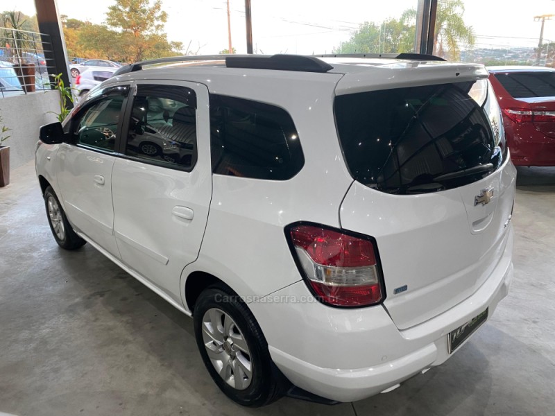 SPIN 1.8 LTZ 8V FLEX 4P AUTOMÁTICO - 2014 - CAMPO BOM