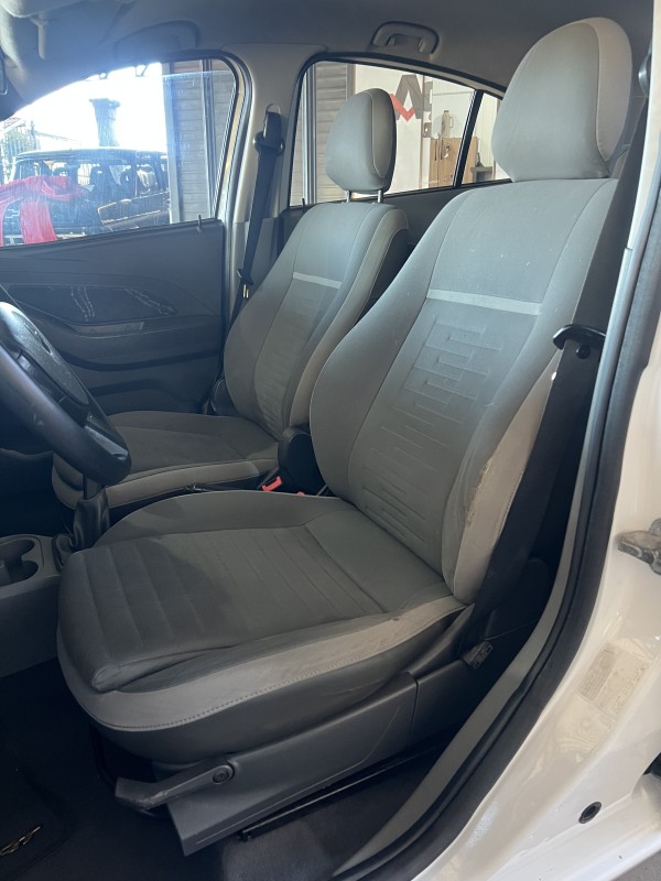 AGILE 1.4 MPFI LT 8V FLEX 4P MANUAL - 2011 - CAXIAS DO SUL
