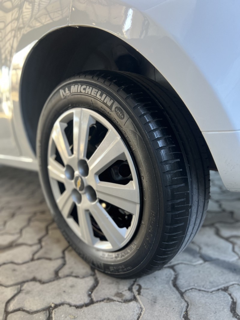 AGILE 1.4 MPFI LT 8V FLEX 4P MANUAL - 2011 - CAXIAS DO SUL